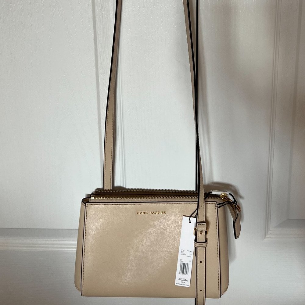Marc Jacobs commuter crossbody comes with tag